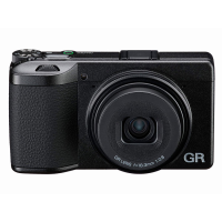 Ricoh GR IV HDF