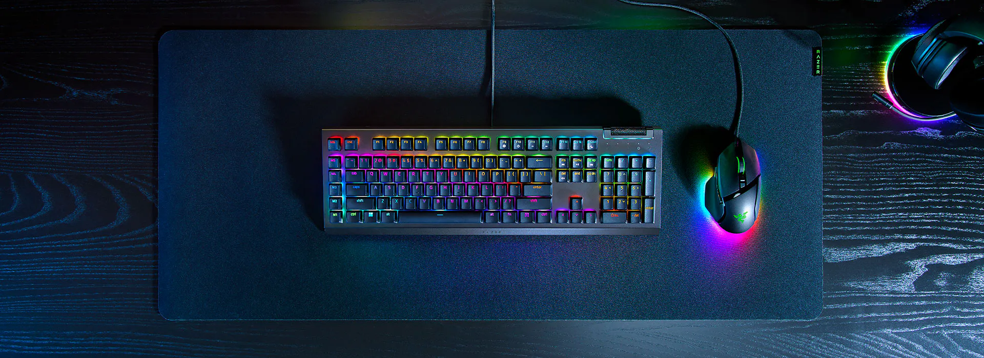 Razer BlackWidow V4 Pro 機械式遊戲鍵盤