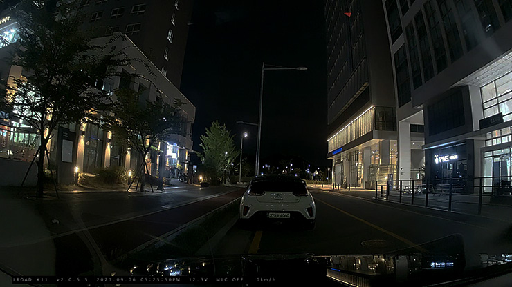 IROAD X11 雙鏡頭 QHD 行車記錄儀 圖 13