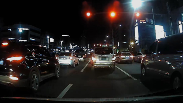 IROAD X9 雙鏡頭 Full HD 行車記錄儀 圖 5